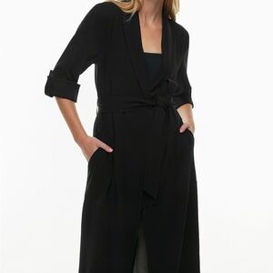 BNWT Aritzia Babaton Black Kahlo Robe Crepe Tis Front Long Jacket S